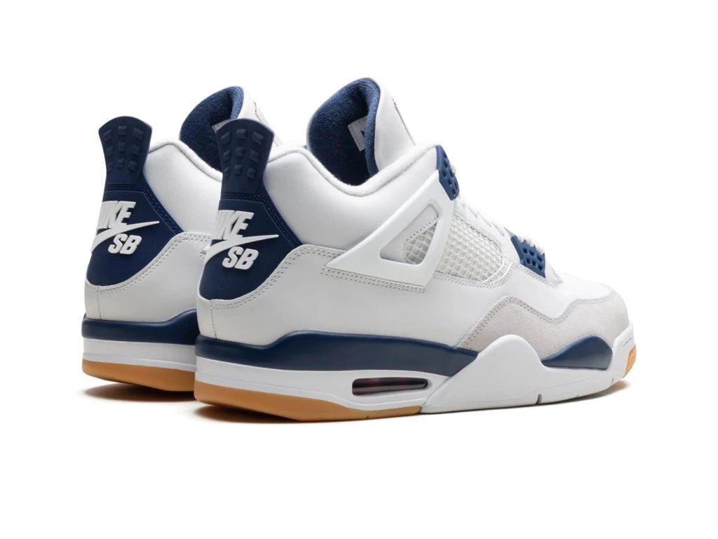 Nike SB x Air Jordan 4 Retro "Navy"