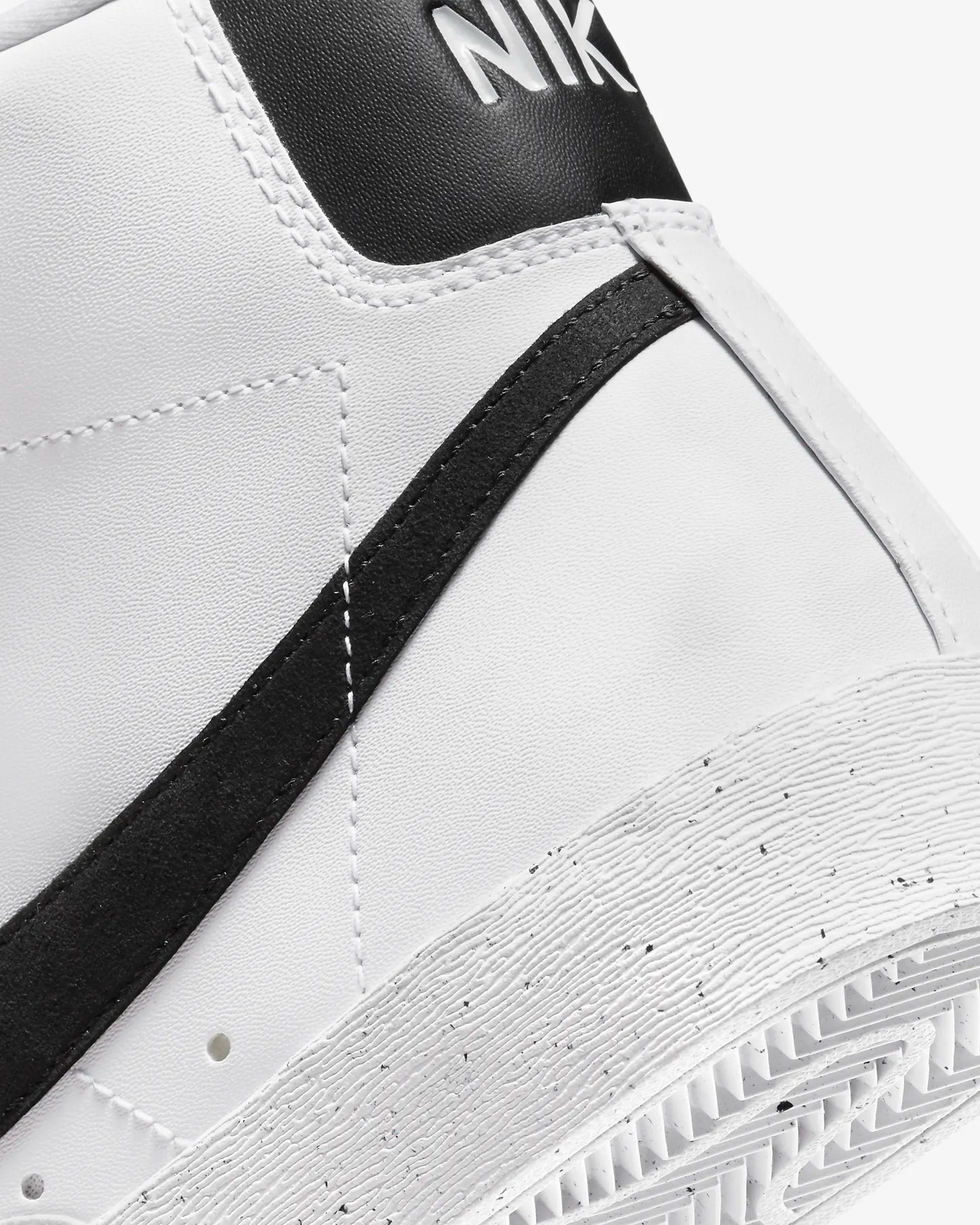Nike Blazer Mid "White Black" Next Nature