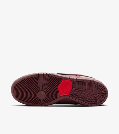 Nike SB Dunk Low City of Love Burgundy Crush